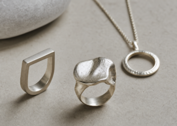 Skandinavisches Schmuckdesign: Wie Formen, Motive und Materialien zusammenwirken