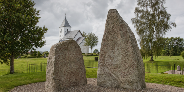 Wikingerzeit in Skandinavien: Geschichte, Mythen und Reiseziele